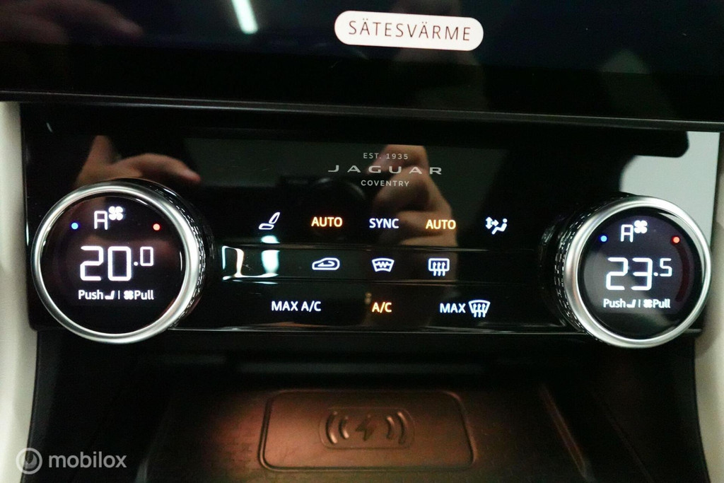 Jaguar F-PACE 5.0 P550 V8 SVR, Meridioan, Pano, HUD, 360 48459748-17.jpg | Wijtos Automotive