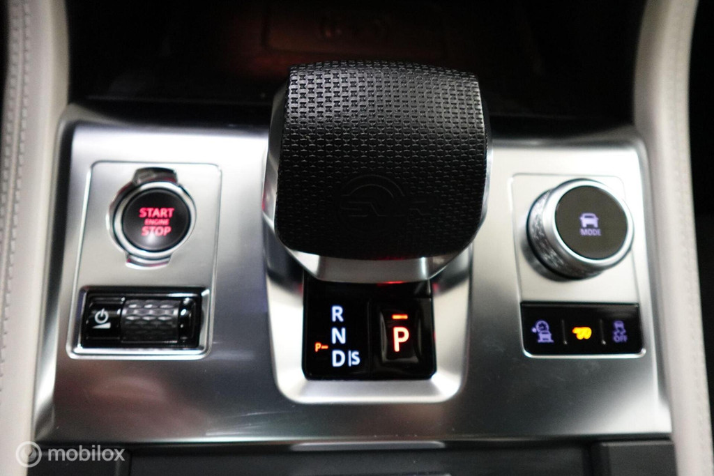 Jaguar F-PACE 5.0 P550 V8 SVR, Meridioan, Pano, HUD, 360 48459748-18.jpg | Wijtos Automotive