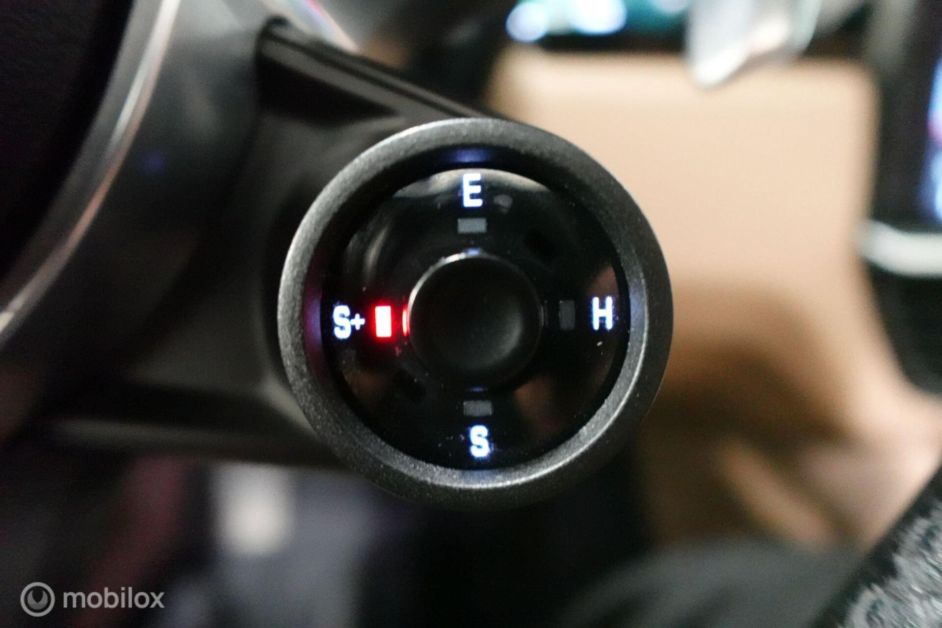 Porsche Cayenne 3.0 E-Hybrid, pano, luchtv., massage, BOSE 48891394-16.jpg | Wijtos Automotive