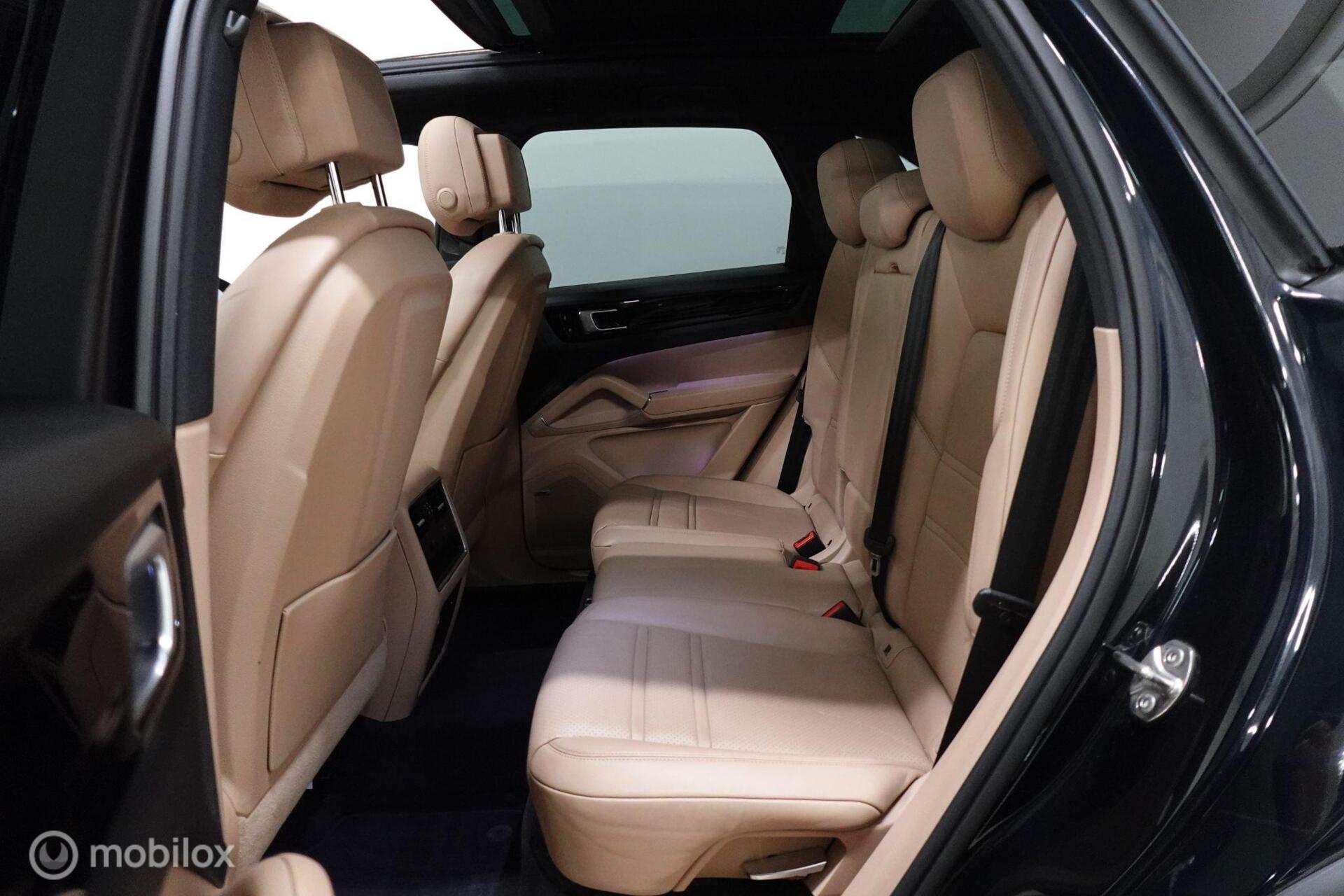 Porsche Cayenne 3.0 E-Hybrid, pano, luchtv., massage, BOSE 48891394-4.jpg | Wijtos Automotive