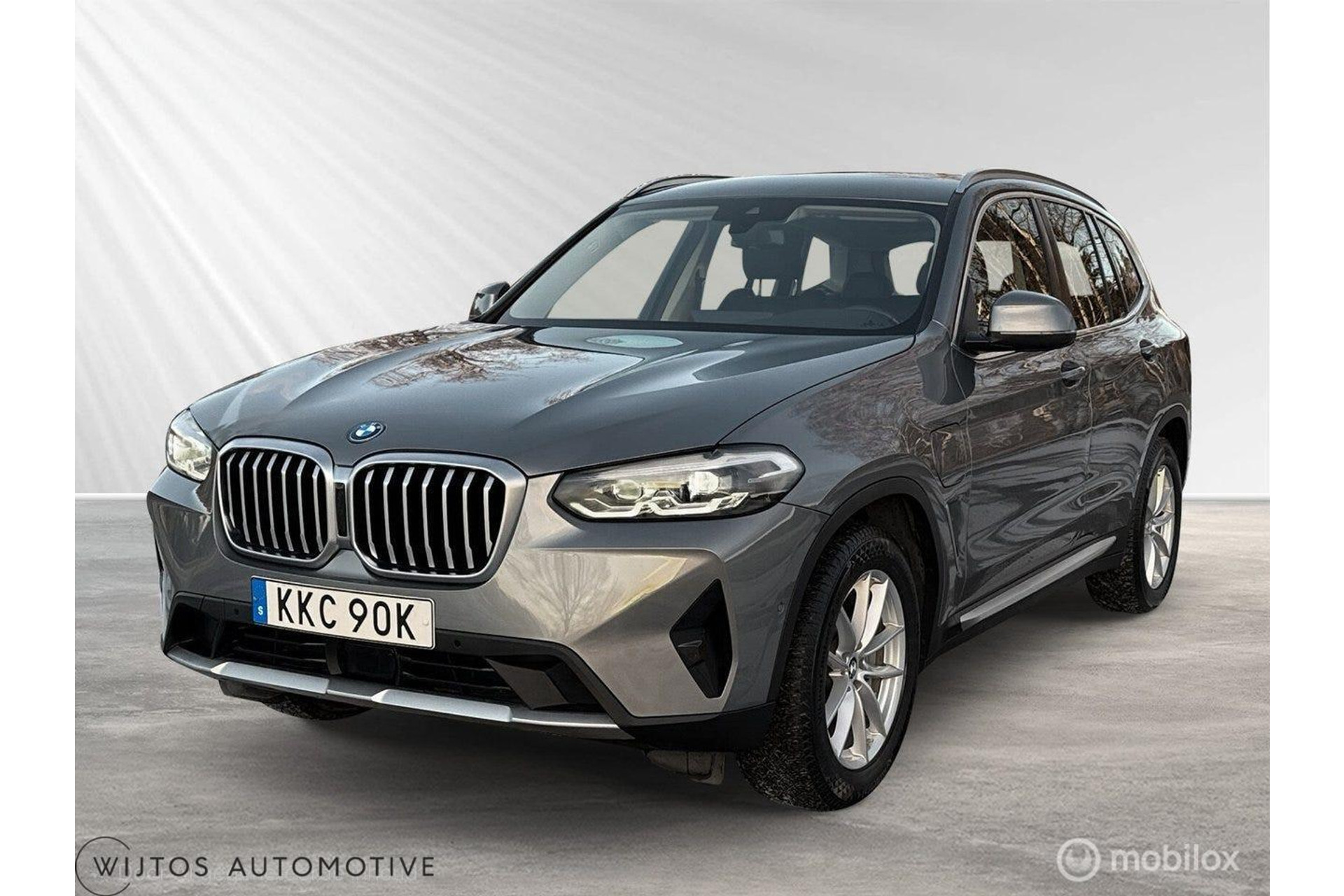 BMW X3 xDrive30e High Executive, winter- en zomerbanden 49337601-0.jpg | Wijtos Automotive