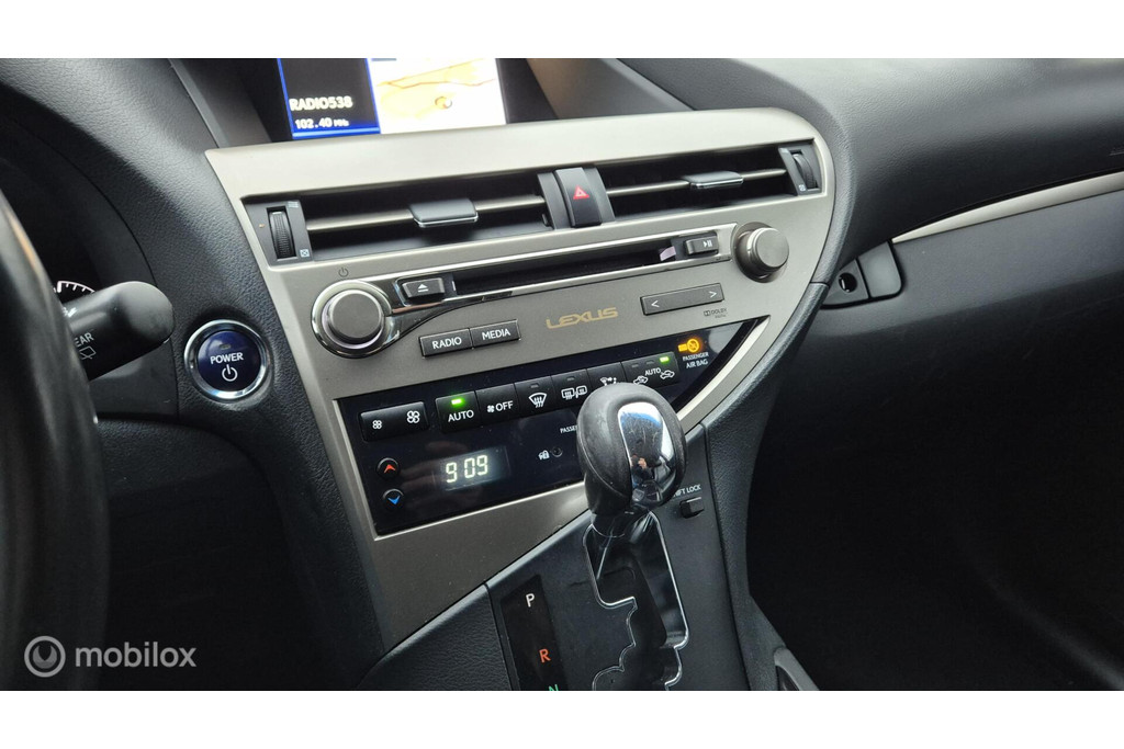 Lexus RX 450h 4WD Luxury Line, winterbanden, trekhaak 49808251-17.jpg | Wijtos Automotive