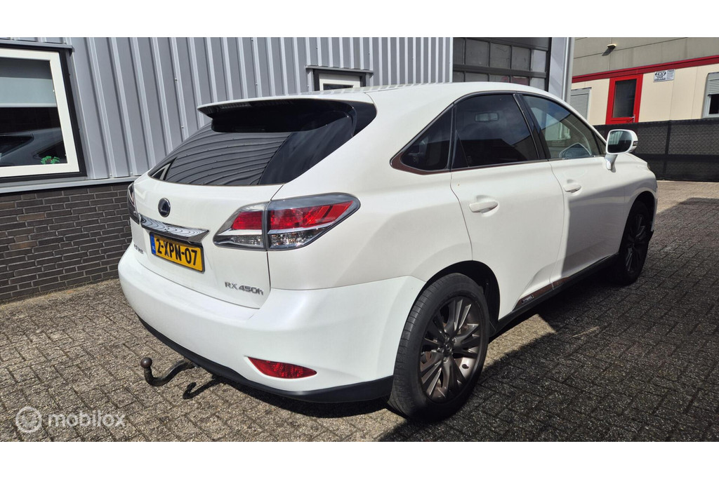 Lexus RX 450h 4WD Luxury Line, winterbanden, trekhaak 49808251-7.jpg | Wijtos Automotive