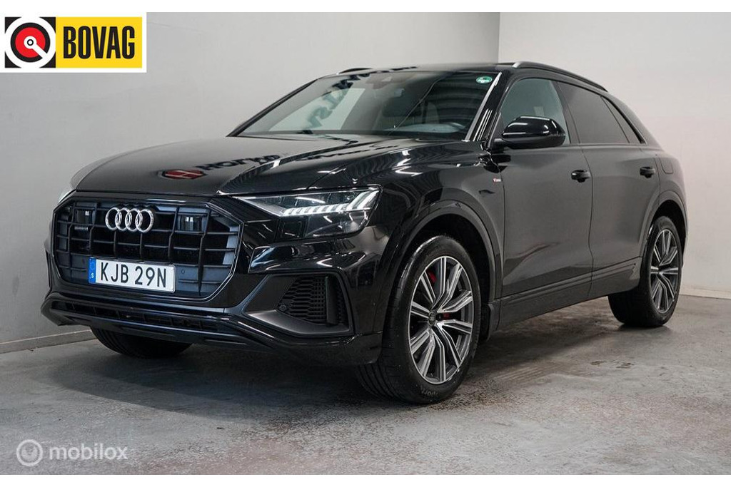 Audi Q8 60 TFSI e quattro Competition, luchtvering, pano 50366262-0.jpg | Wijtos Automotive