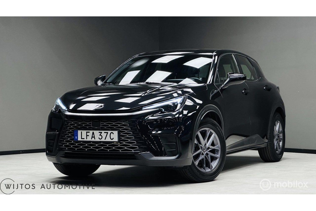 Lexus LBX Business Line 2WD 51085362-0.jpg | Wijtos Automotive