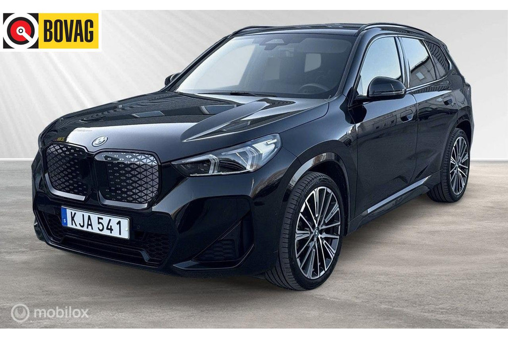 BMW iX1 xDrive30 306pk, M-sport, Premium 51893781-0.jpg | Wijtos Automotive