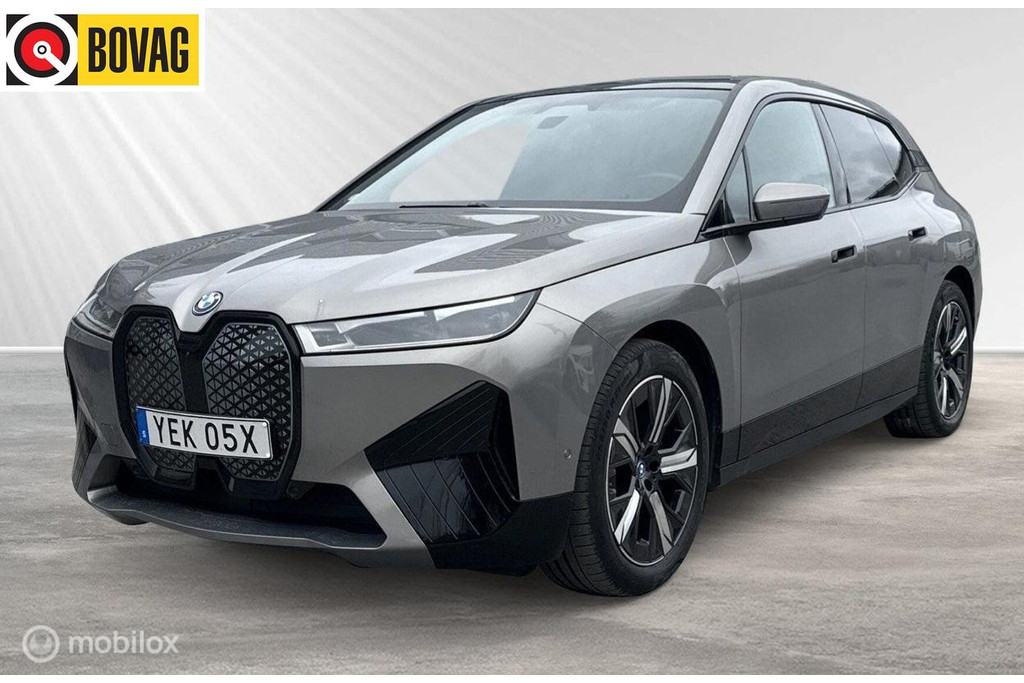 BMW iX xDrive40 Sport Edition 77 kWh, Laser, pano, trekhaak 52582192-0.jpg | Wijtos Automotive