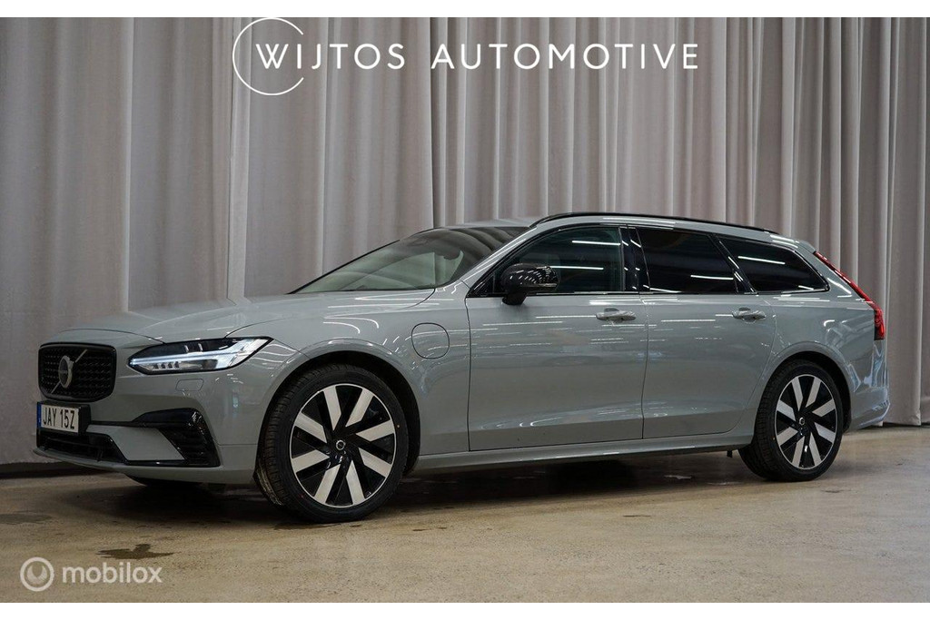 Volvo V90 2.0 T6 Plug-in hybrid AWD Plus Dark, B&W, trekhaak 54140811-0.jpg | Wijtos Automotive