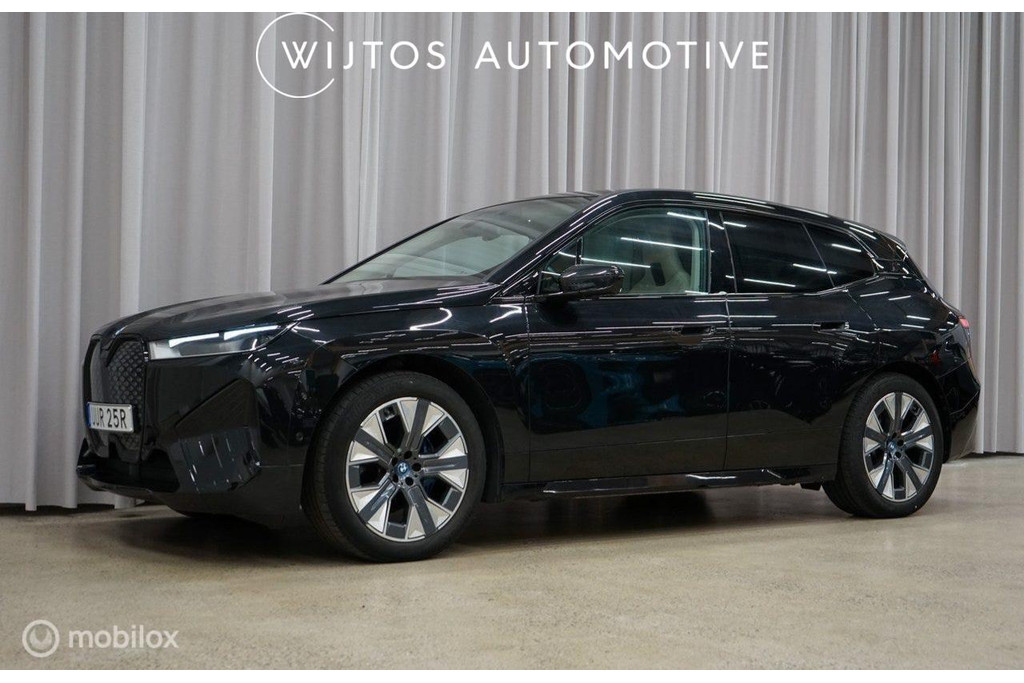 BMW iX xDrive50 Sport Edition 112 kWh, trekhaak, H/K 56805153-0.jpg | Wijtos Automotive